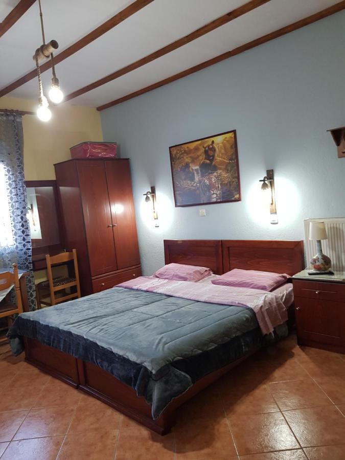 Alexandros Guesthouse Órma Extérieur photo
