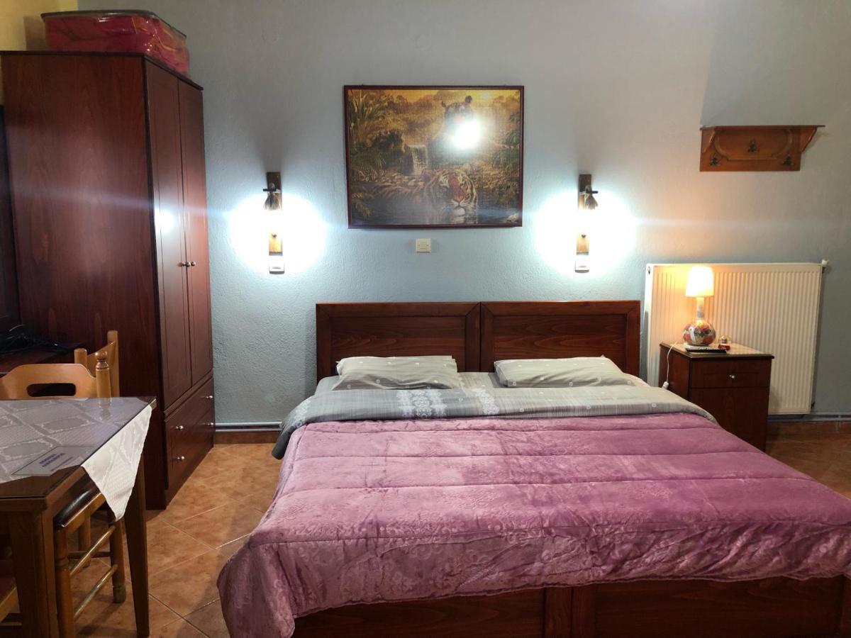 Alexandros Guesthouse Órma Extérieur photo