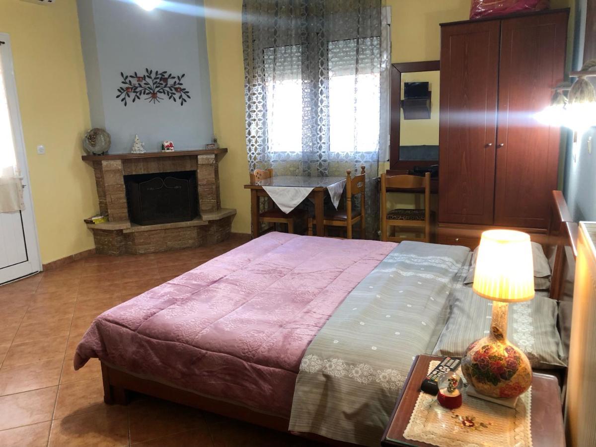 Alexandros Guesthouse Órma Extérieur photo