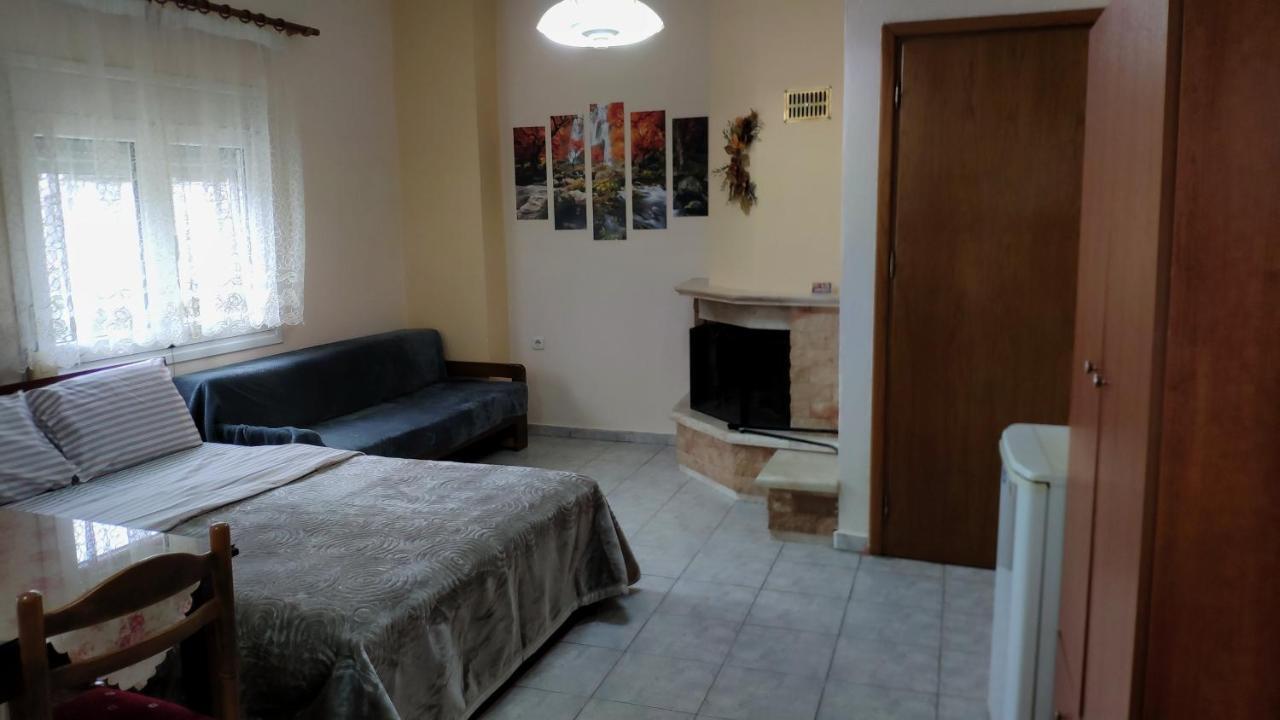 Alexandros Guesthouse Órma Extérieur photo
